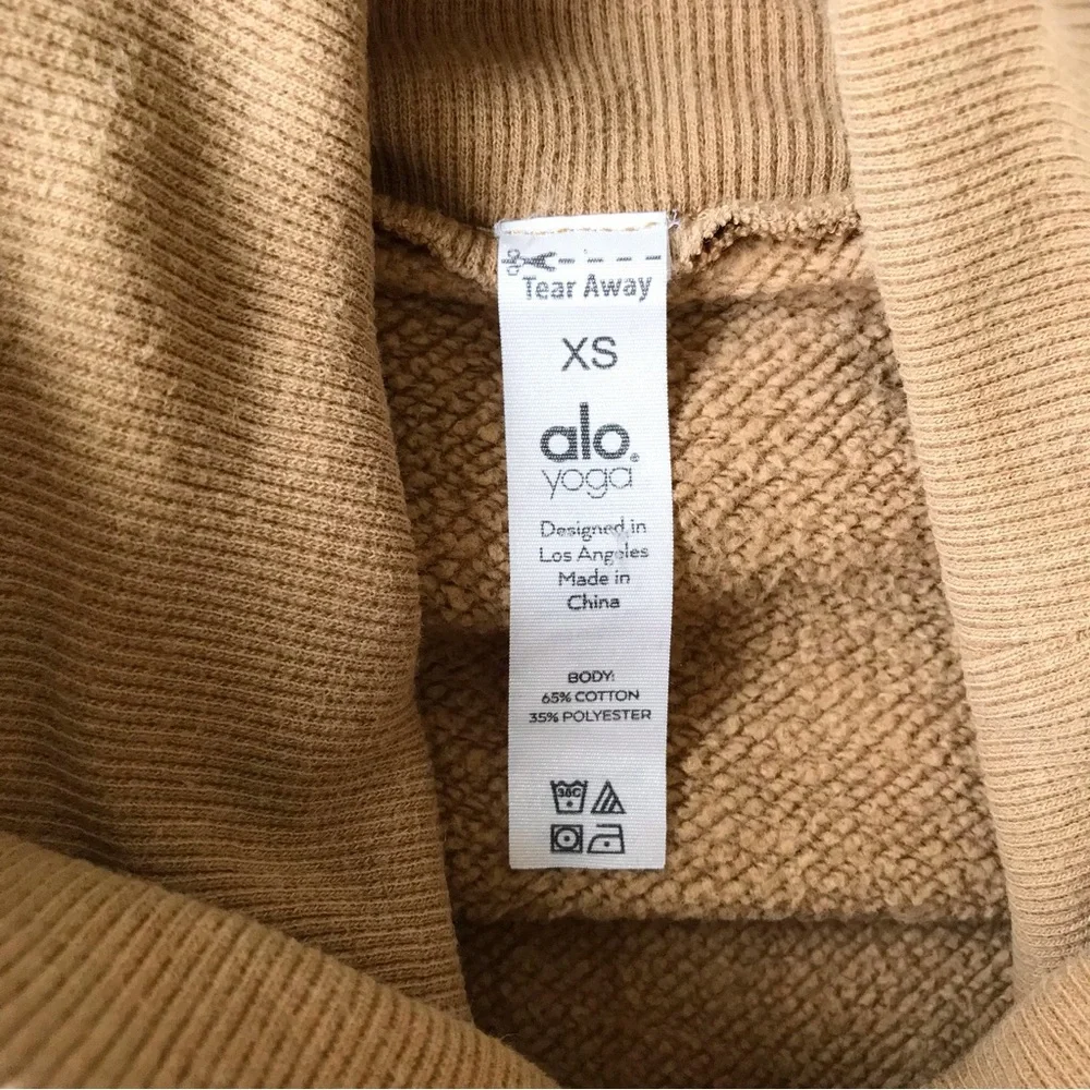 ALO Effortless Crop Hoodie With Turtleneck In Camel